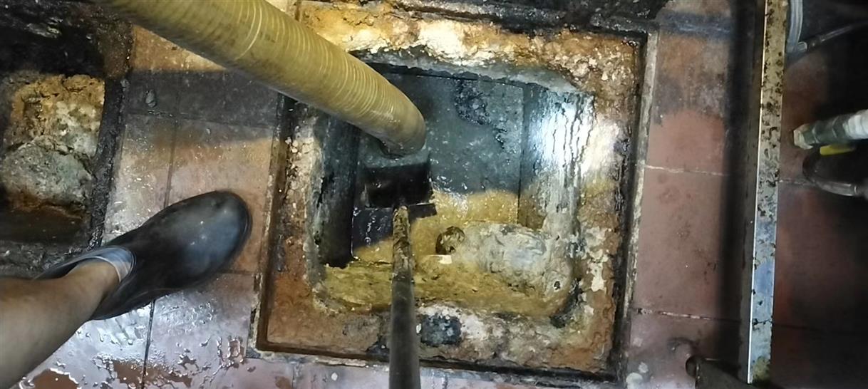 呈贡污水池清理一般都有毒气，怎么预防中毒呢？